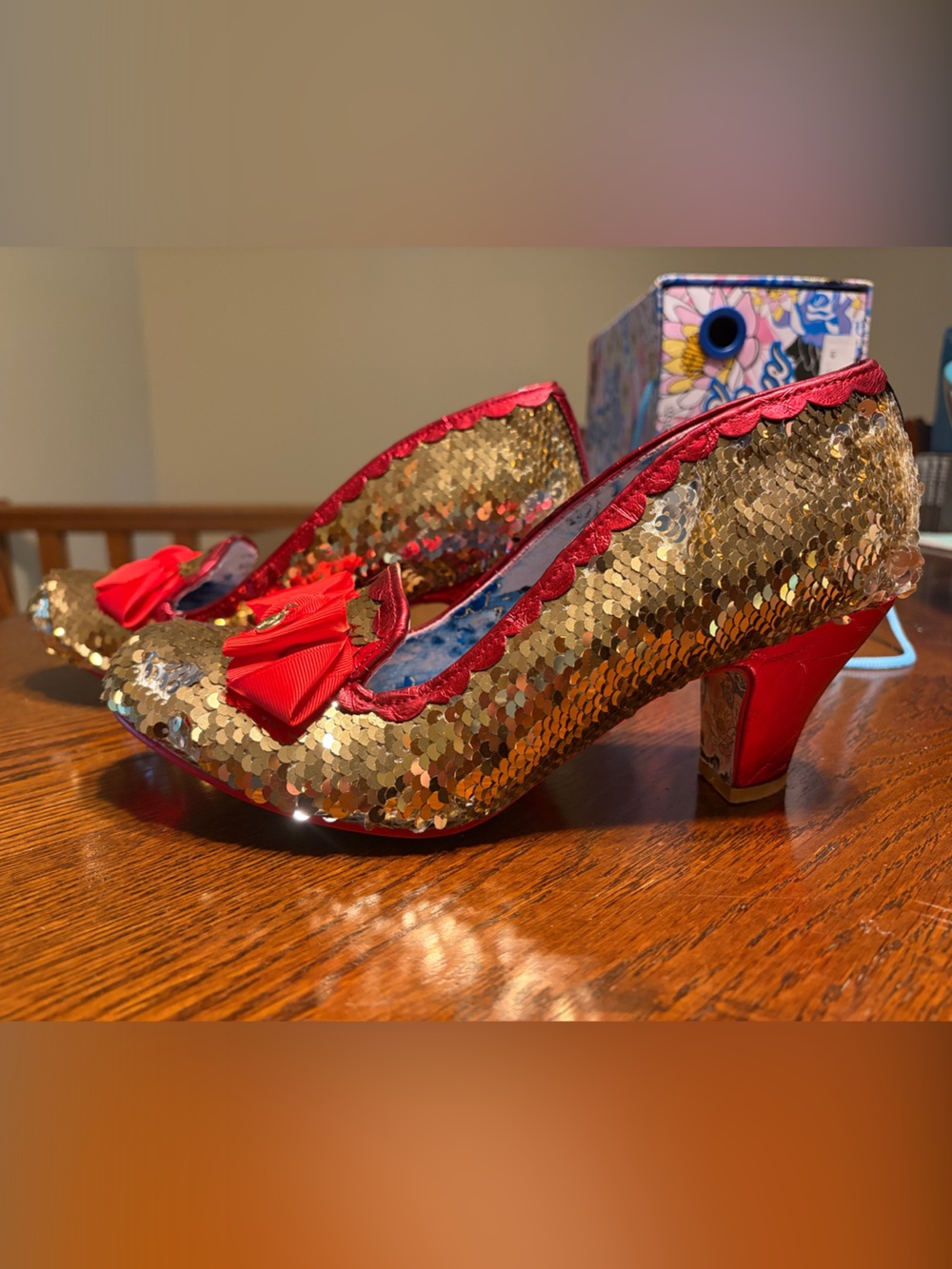 Irregular Choice Akonting-gold/red size 41/10